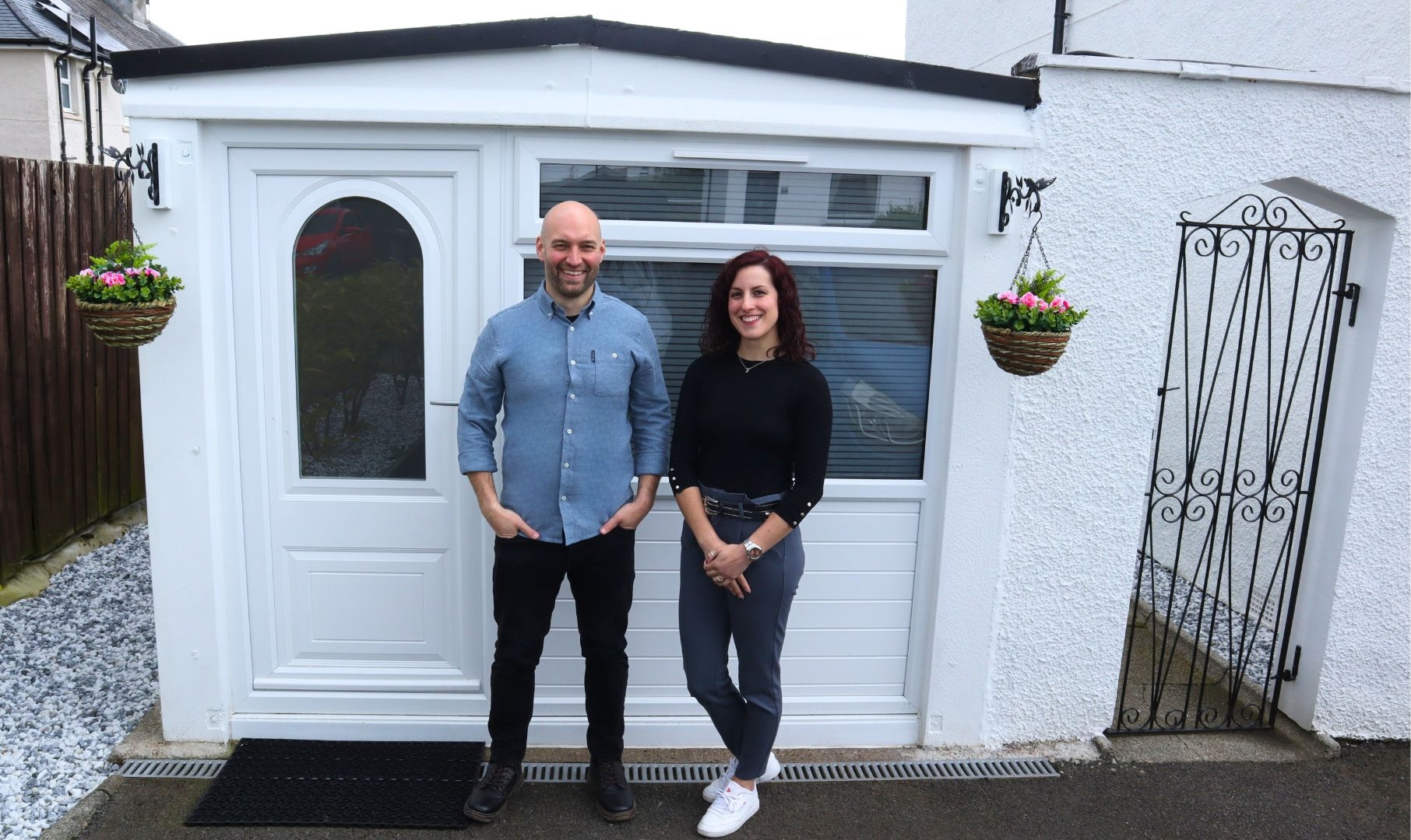 The Wee Therapy Rooms Stirling Therapists Jenn and Chris outside The Wee Therapy Rooms in Bannockburn, Stirling